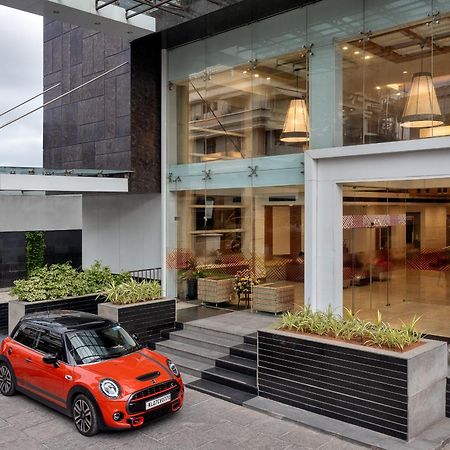 Ginger Kochi Mg Road Hotel Exterior photo