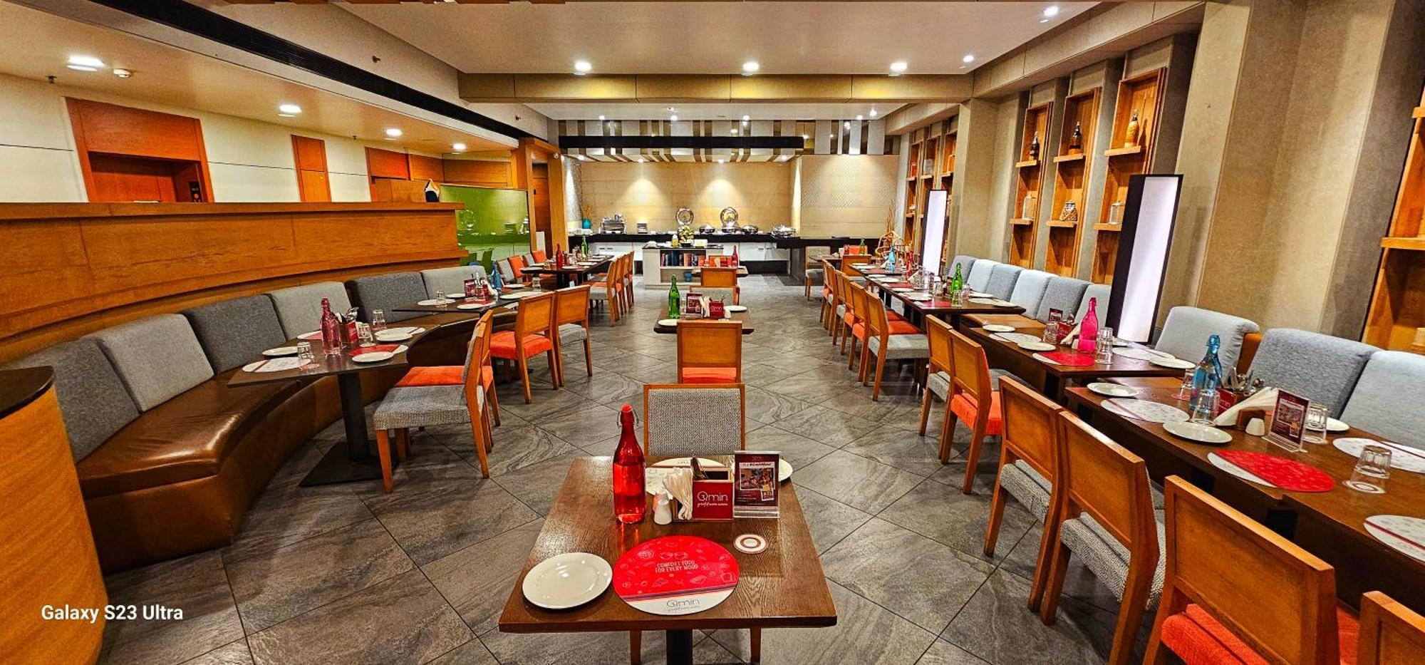 Ginger Kochi Mg Road Hotel Exterior photo