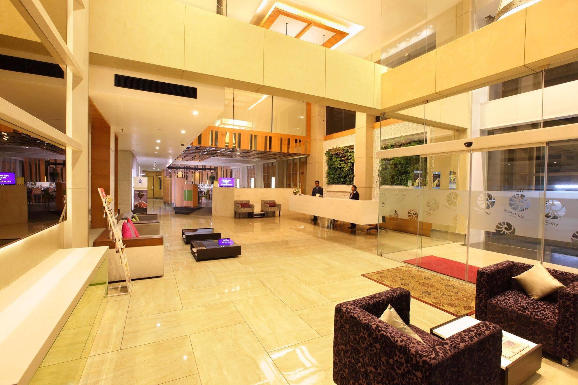 Ginger Kochi Mg Road Hotel Exterior photo